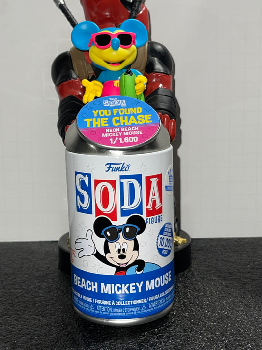 Beach Mickey Mouse Soda Chase Funko Shop Exclusive